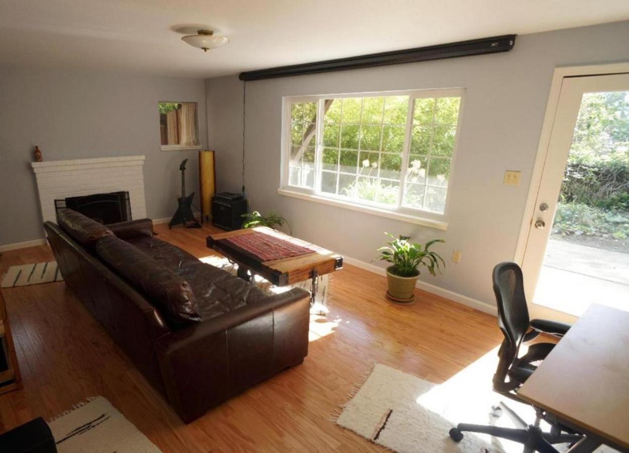 Large 1 Bedroom Apartment, Home Theater, Fireplace Μπέρκλεϊ Εξωτερικό φωτογραφία